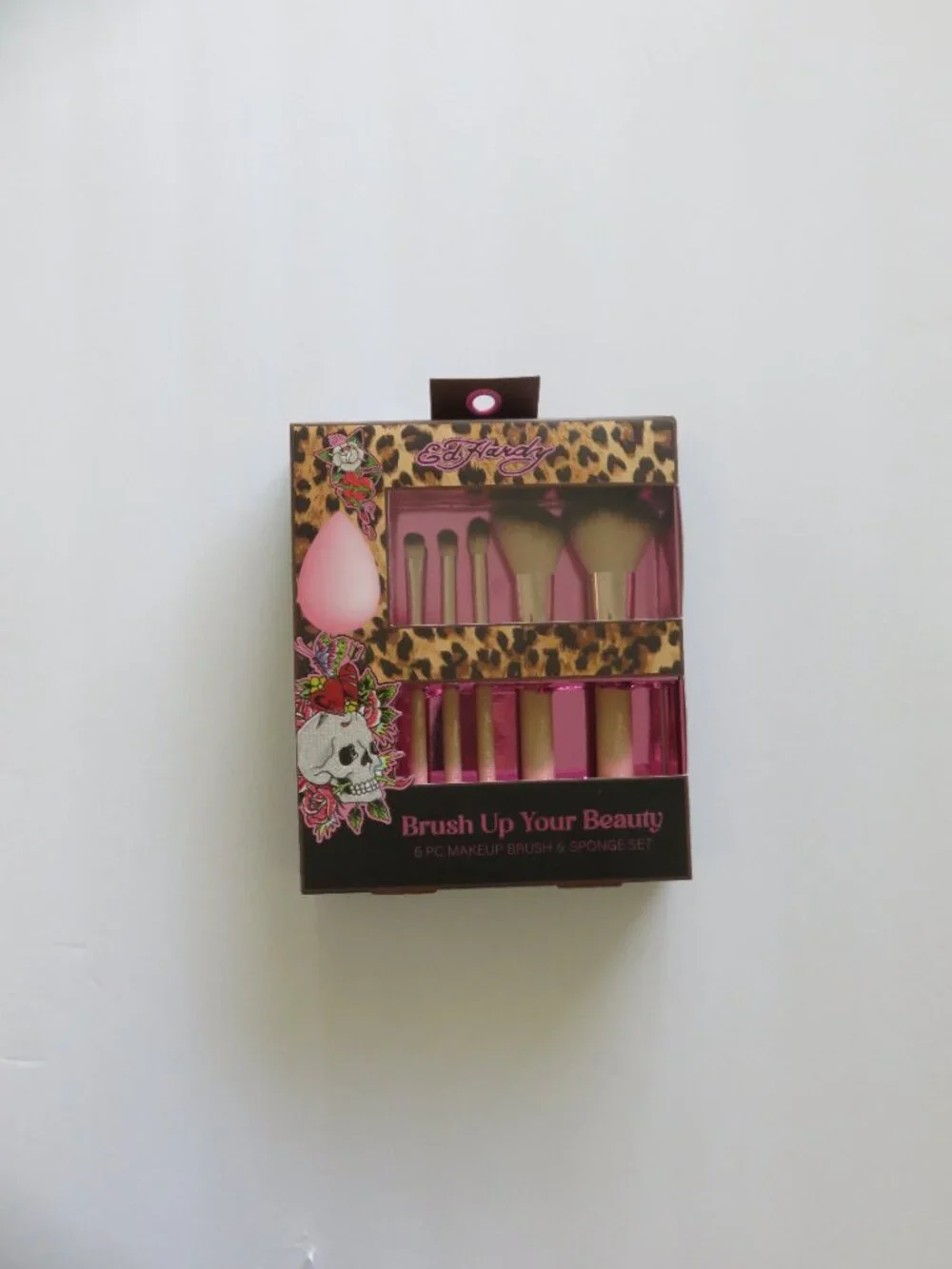 (#120) Ed Hardy 6pc Makeup Brush & Sponge Set
